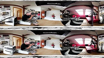 Masturbate xxx with cheerful Anna Ray from Bravo Models