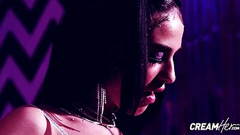 Appealing Mia Trejsi at cock sucking video