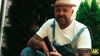 Wonderful Thomas and Marica's helping clip