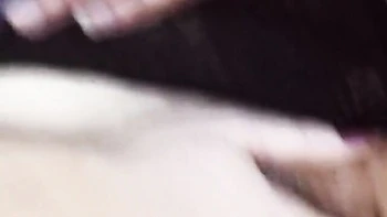 Well-proportioned floozy at mom xxx