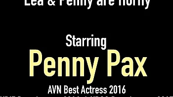 Glorious Lea Lexis and Penny Pax at natural tits action