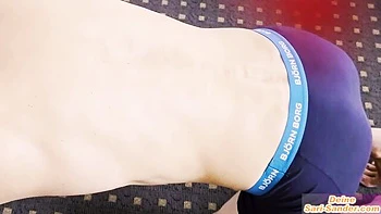 Watch sultry queen's scene