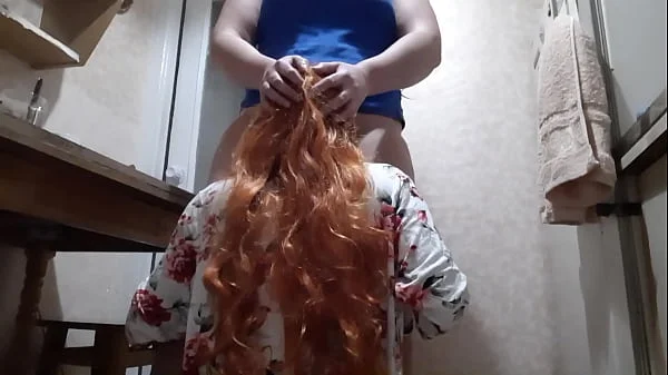 I caught my girlfriends fucking in the kitchen - Fly girls orgasm