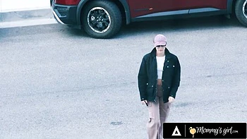 Exquisite Valentina Nappi's sloppy deepthroat smut