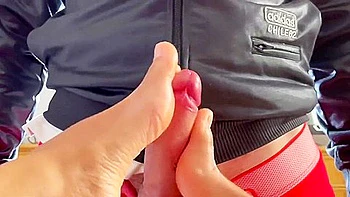 The Thai Godess - I Footjob My Lucky Cameraman