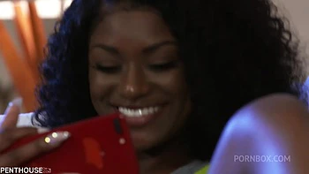 Sexting in Miami - Episode 4