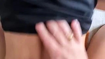 Iwiwiwi: Doggy, Amateur  Anal Porn