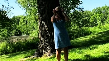 Blonde MILF Squirts on Webcam