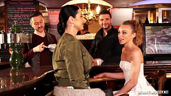 Sandrillon and Irina in an intense threesome! - Jacquie et Michel TV