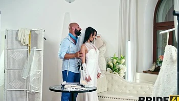 Hot bride Neeo in sensual sex with Kama Oxi