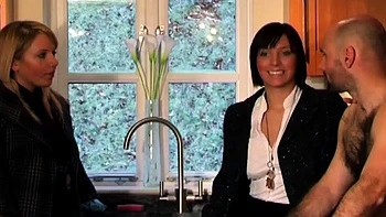 Becky Drayton Holly Formby And Lara Hanks Naked At Home