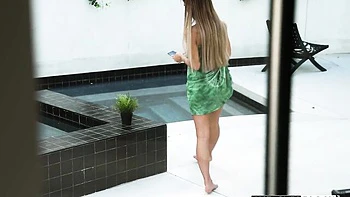 Stupefying Clara Trinity at pawg scene