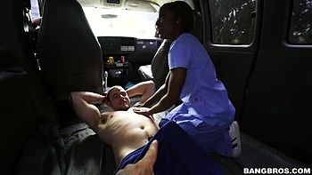 Lexxi Deep gets back into the business