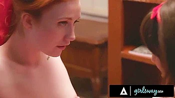 Yo Campers Lana Smalls & Scarlet Skies Scissor Without Getting Caught!