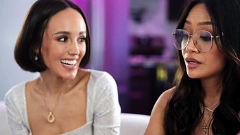 GirlsOnlyPorn-Ive Never Kissed A Girl