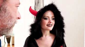 Imani Valor gets her pussy stuffed with cock in a steamy scene