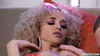 Unapproachable Geisha Kyd at blowjob trailer