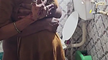 Desi Indian Hot Girl Tight Pussy Fuck Hindi Audio Sex, Beautiful Indian Desi Bihari 18+ Girl