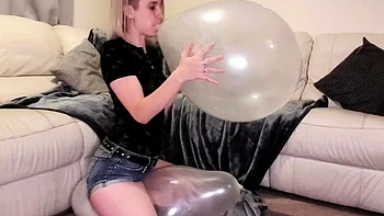 Lexi Snow - Blow To Pop With BJ