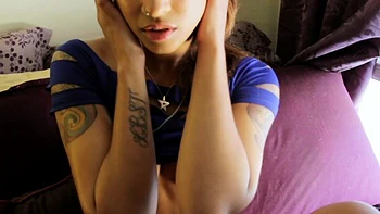 Horniest Amateur Asian 19yo Teen asking for money on Webcam