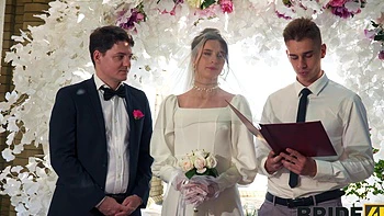 Jane White cheats on her husband with Arty Cheys