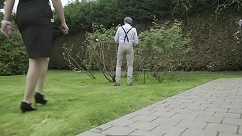 A sensual Parisian stroll for the beautiful Tina! - Jacquie et Michel TV