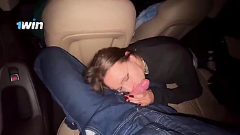 Risky fellatio in car during travel with duddys. Jizz in gullet - greatest Point of