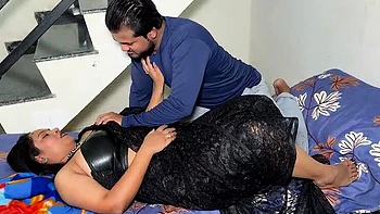 Big Boobs Bhabhi Fucked Hard By Servant - Hot Indian Homemade Sex