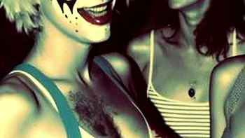 Crazy bitches: Doggy, Cowgirl  Amateur Porn