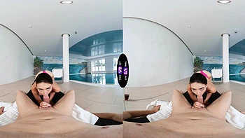 A glamorous model Vixi Rafi skillfully rides a cock in pov