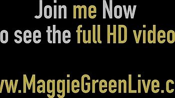 Maggie Green's fingering smut by Maggie Green