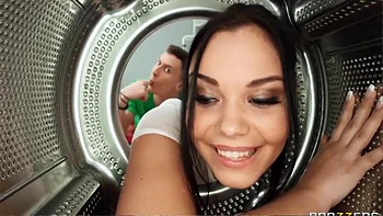 Sticky Situations! The Getting Stuck With Abella Danger, Kendra Sunderland And Nikky Dream