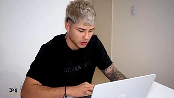 Colombian Boss Fucks His Secretary's Big Ass After Office Mistake - Latina Teen Pays with Pussy