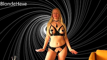 Blonde Babe Talks Dirty