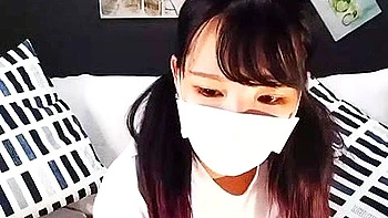 Erotic live chat with cute beautiful girl