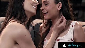 Hot Teen 18+ Uses Stepmom Lexi Lunas Vibrator Controller Without Noticing