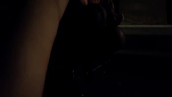 Cest La Nuit Mais Louise Ne Pense Qua Se Masturber Nimporte Ou