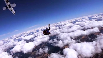 Julia, 20 years old, doesn't like the ordinary! - Jacquie et Michel TV