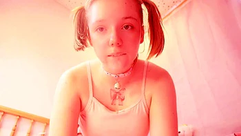 Blonde Teen Solo Masturbating On Webcam