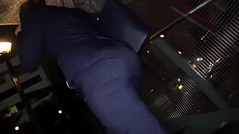 清楚で上品な美人OLがディープキスして純白パンティー割れ目に食い込み