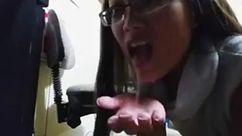 Blowing the boss: Blowjob, Amateur  Xnxx Porn