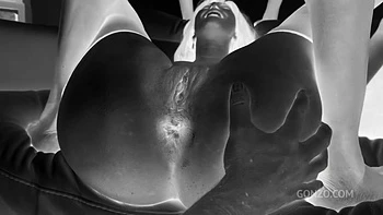 Squirting Milf Asha Heart gets her first DP SZ2924