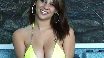 Ellie model elc08-ddl: Big Tits, Big Ass  Bongacams Porn