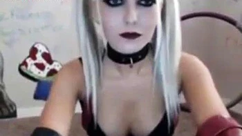 Hot Webcam Model Looks Like Harley Quinn: Amateur, Masturbation  Solo Porn
