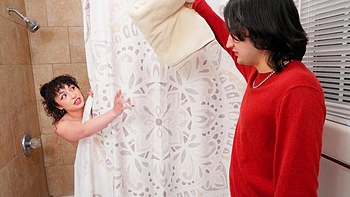 Elias Cash and Pixie Smalls enjoy a steamy bath together, showcasing their undeniable chemistry.