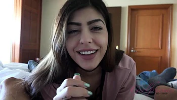 Audrey treats you to a nice blowjob while on vacation in Hawaii ft. Audrey Charlize: Porn