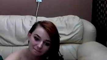 Cutie Shows Off Her Body: Amateur, Bongacams  Solo Porn