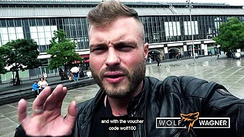 Wolf Wagner Com - public scene