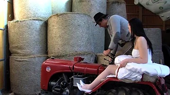 Gangbang With The Newlyweds: Blowjob, Doggy  Cowgirl Porn