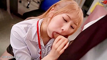 Im The Only Guy In The Slutty Editorial Department, And There Are Only Frustrated Gals I Quit Right Away, But I Cant Quit Until I Ejaculate 20 Times A Day